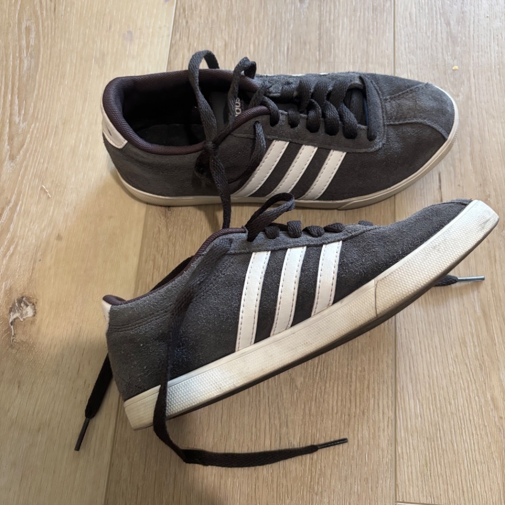 Adidas 6.5 shoes sneo dark gray - Picture 2 of 4
